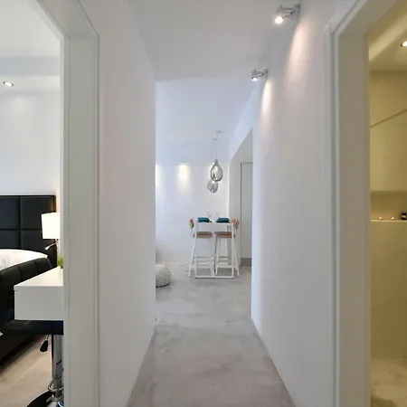 Apollon Annex Lejlighed *